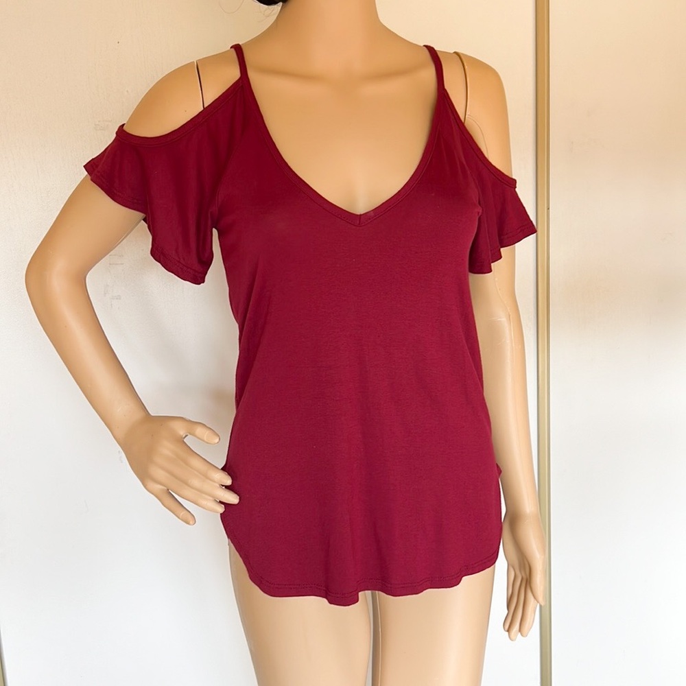 Burgundy red cold shoulder top